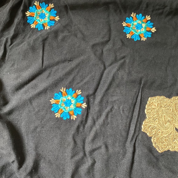 Indian Pakistani embroidered Linen kameez - Picture 4 of 4